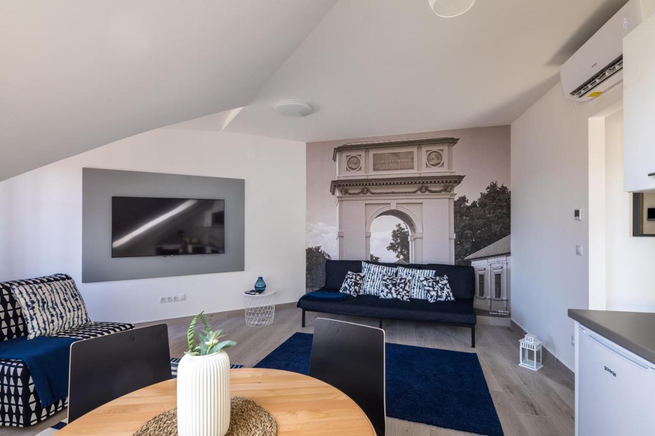Stafetahaz Apartmanok Vác Exterior photo