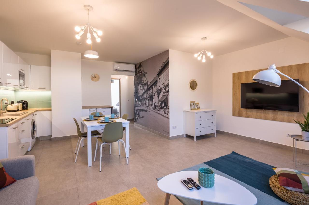 Stafetahaz Apartmanok Vác Exterior photo