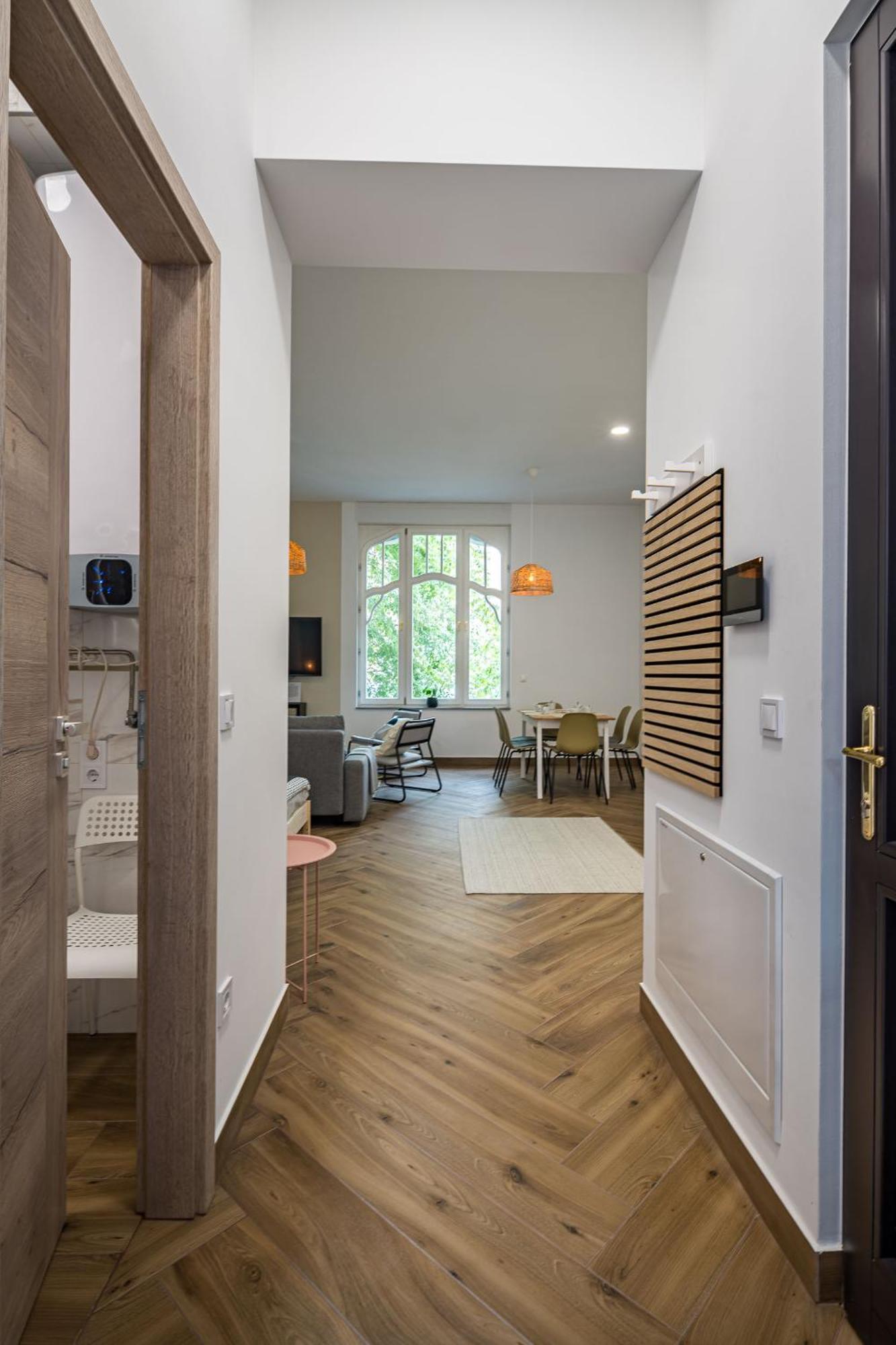 Stafetahaz Apartmanok Vác Exterior photo