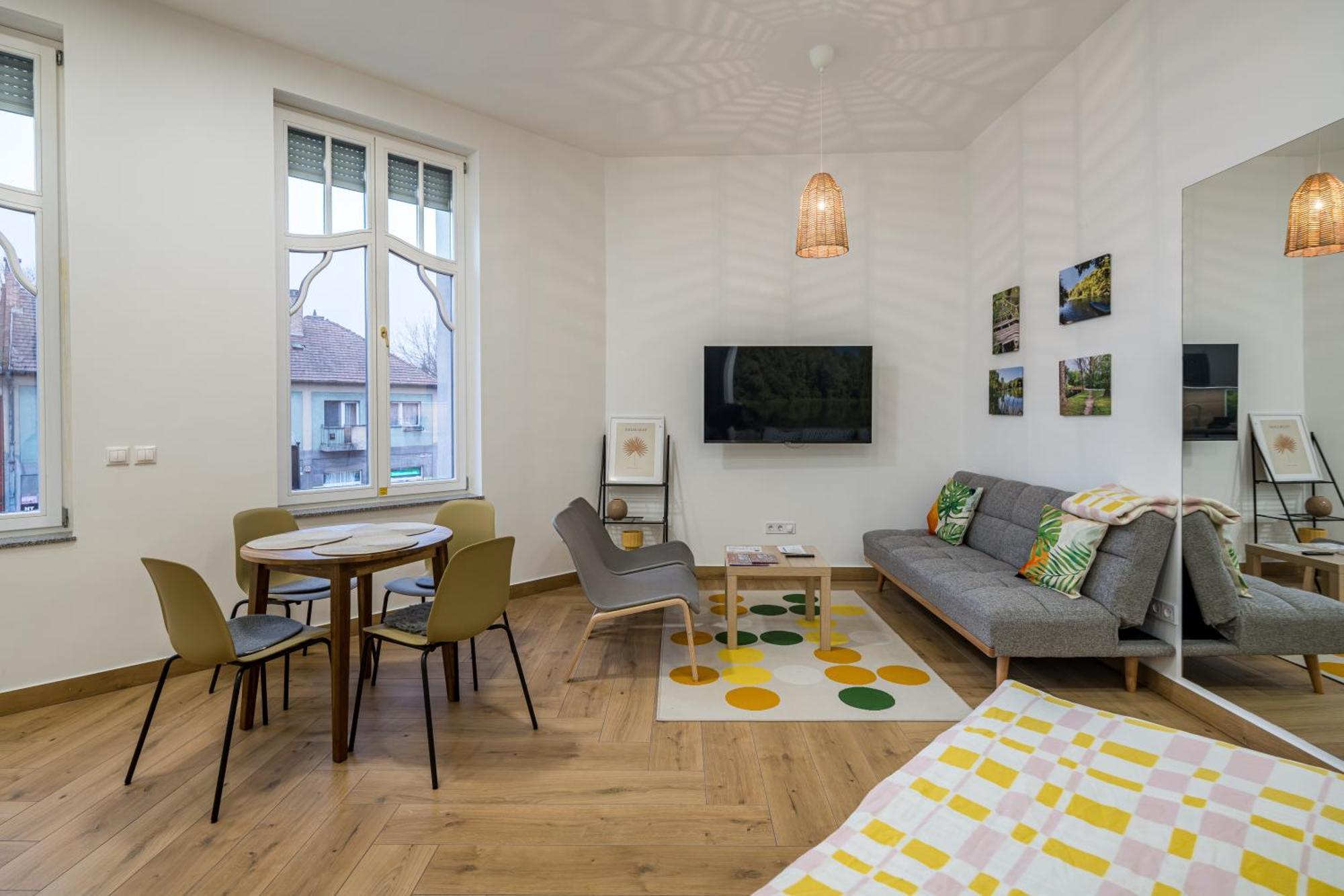 Stafetahaz Apartmanok Vác Exterior photo