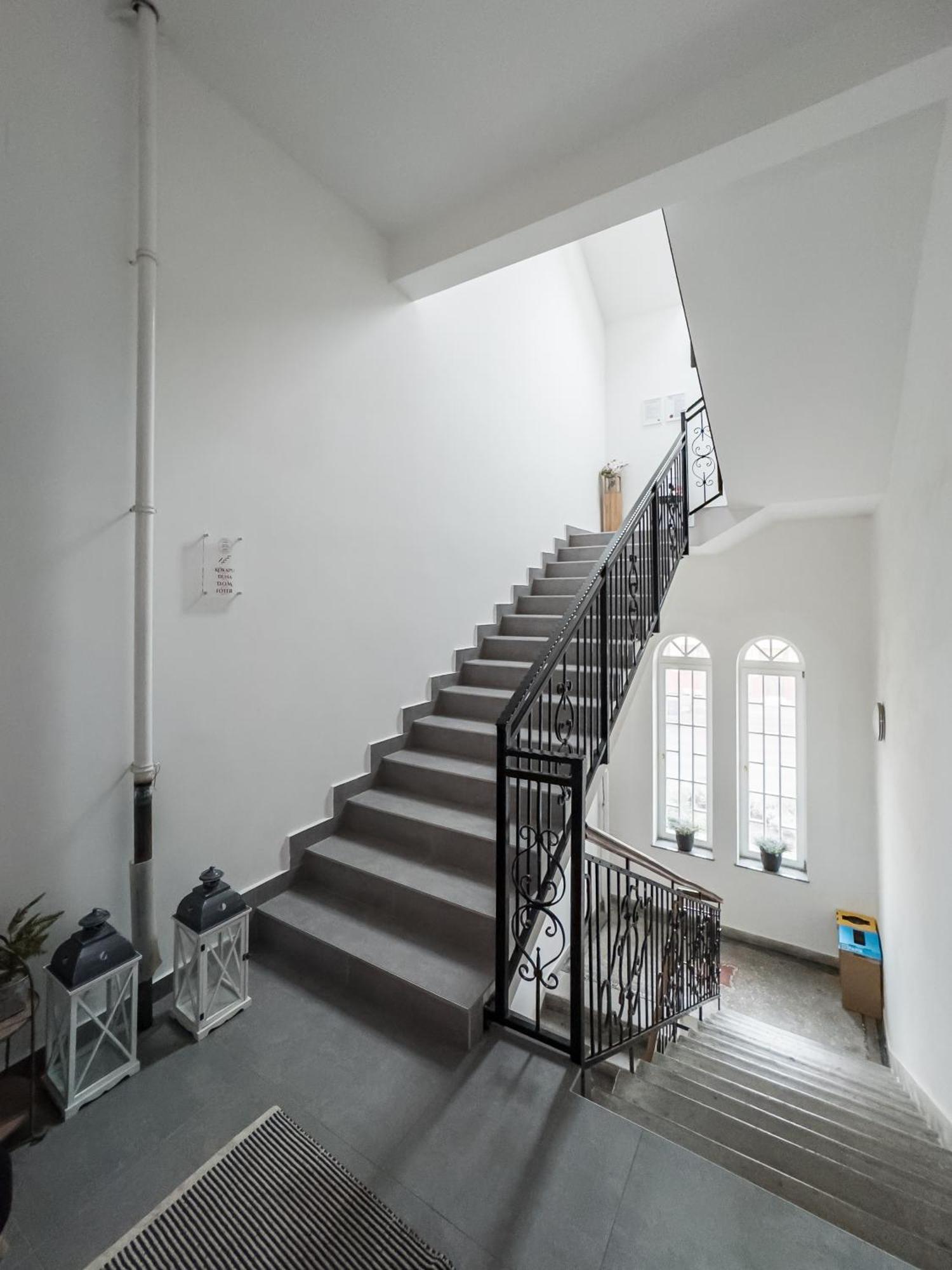 Stafetahaz Apartmanok Vác Exterior photo